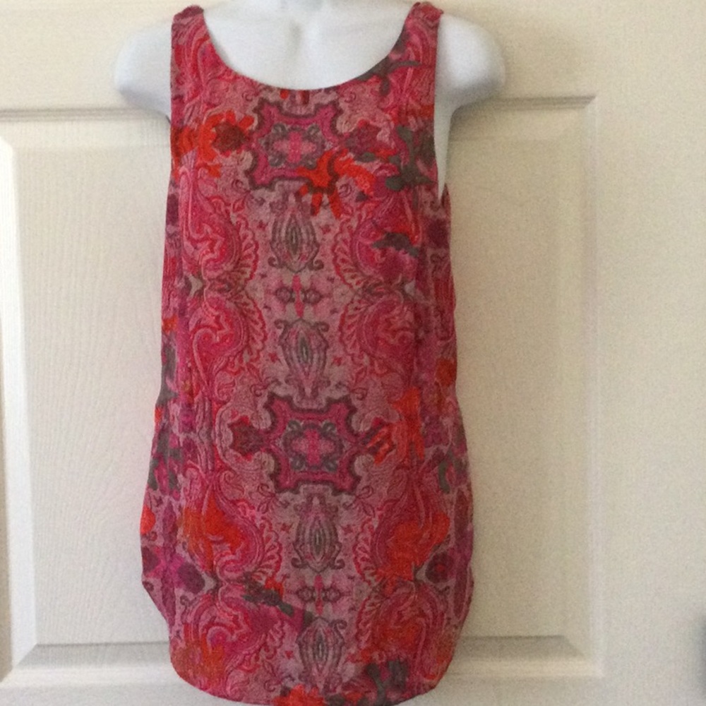 Light and flowy Cabi tank